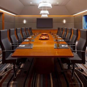 Столы для переговорных BUSINESS-CLASS